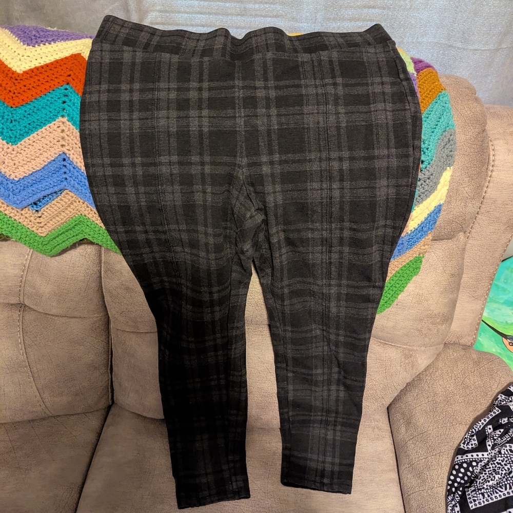 Time and Tru Black Plaid Pants